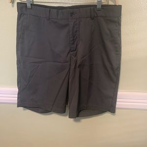 Men’s Nike golf shorts. Size 34